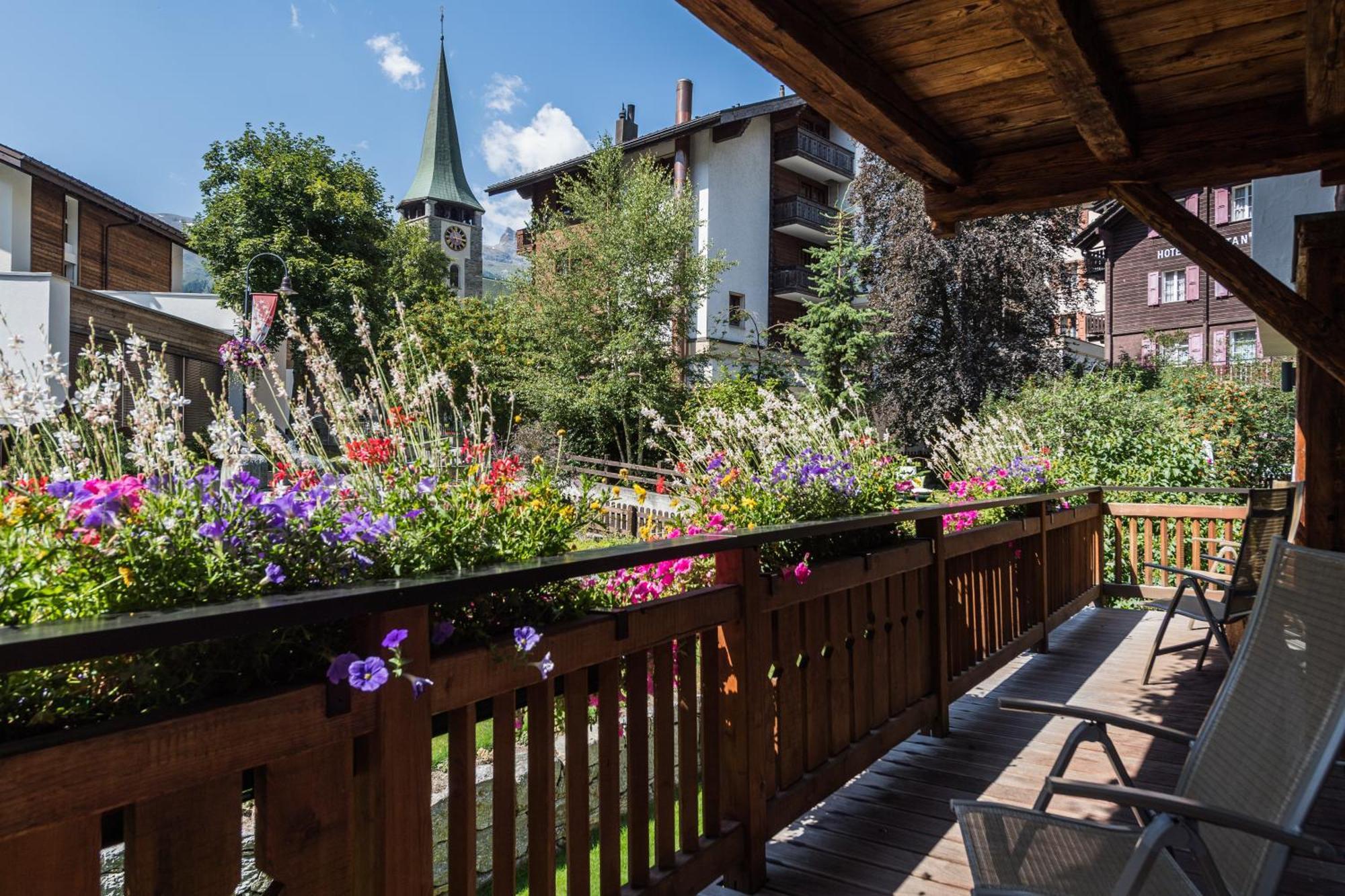 Matterhorn Lodge Boutique Hotel & Apartments Zermatt Room photo